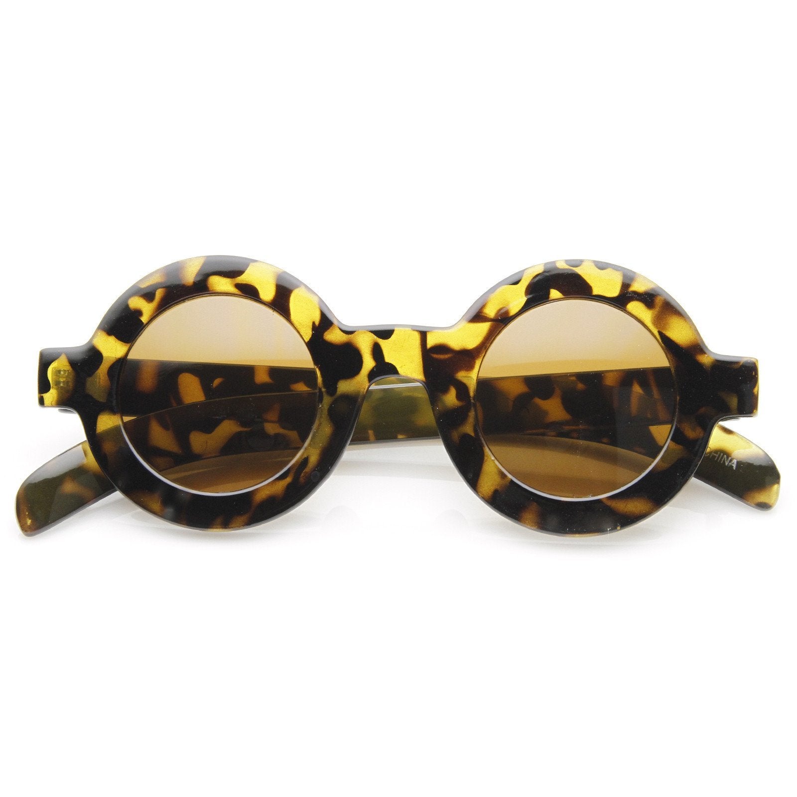 Thick Round Sunglasses - Image 6